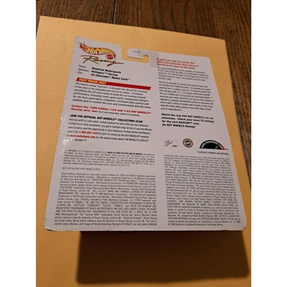 Vintage 1999 Hot Wheels Nascar Terry Labonte #5 Kelloggs RaceCar & Toolbox NIB - Picture 2 of 2